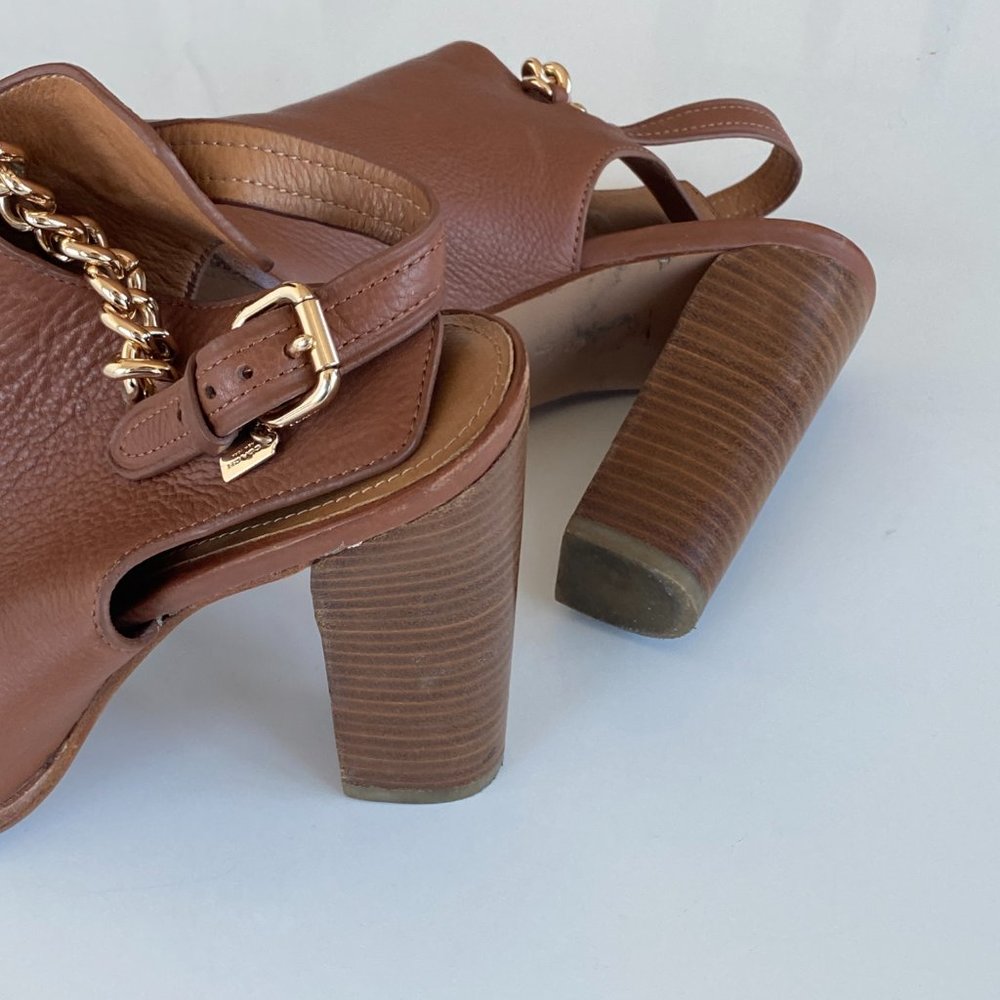 *COACH* / Leanna Slingback Gold Chain High Heels / Sz 8 - Picture 6 of 7